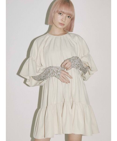 merry jenny（メリージェニー）の「ギャザーティアードミニワンピース（ワンピース・レディース・ブラック/アイボリー・FREE）」の7枚目の写真