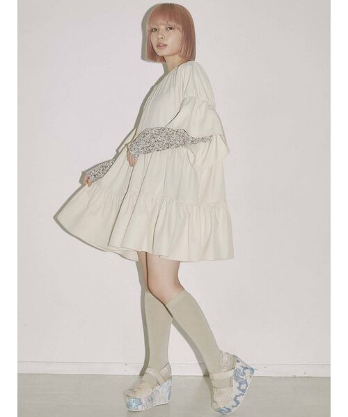 merry jenny（メリージェニー）の「ギャザーティアードミニワンピース（ワンピース・レディース・ブラック/アイボリー・FREE）」の9枚目の写真