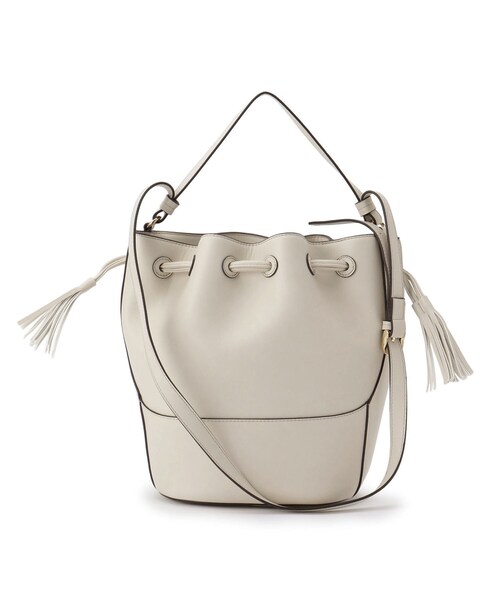 ESPERANZA（エスペランサ）の「◆タッセル付きドローストリングバッグ（ショルダーバッグ・レディース・アイボリー/キャメル・FREE）」の4枚目の写真