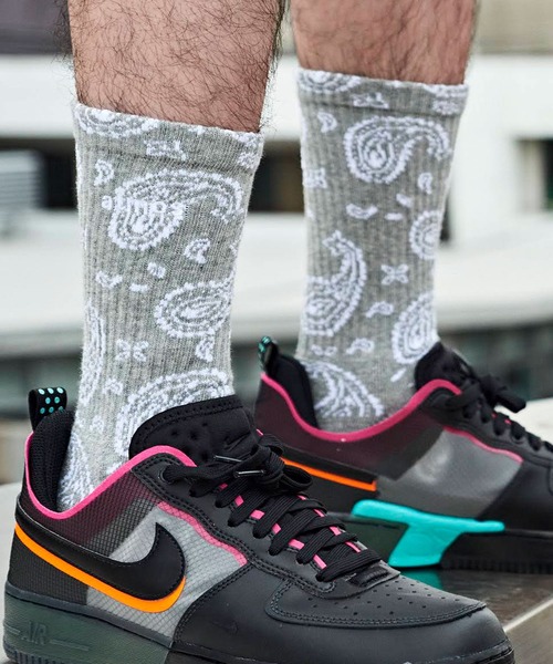 atmos(アトモス)の「atmos PAISLEY SOCKS / アトモス ペイズリー ソックス(ソックス/靴下・メンズ・ホワイト/ブラック/ネイビー/グレー/ベージュ/ブルー・26-28cm)」の3枚目の写真