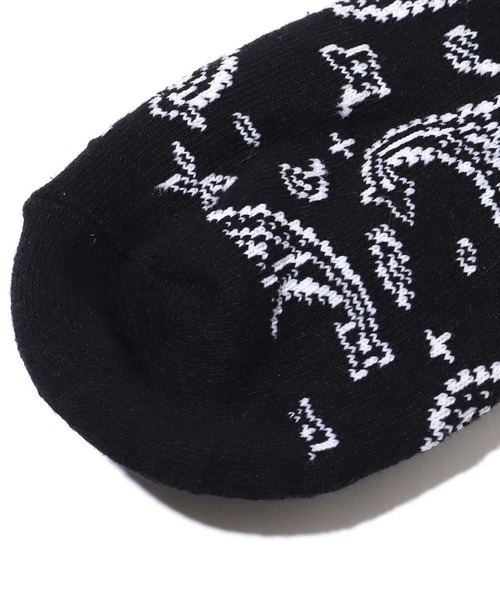 atmos(アトモス)の「atmos PAISLEY SOCKS / アトモス ペイズリー ソックス(ソックス/靴下・メンズ・ホワイト/ブラック/ネイビー/グレー/ベージュ/ブルー・26-28cm)」の8枚目の写真