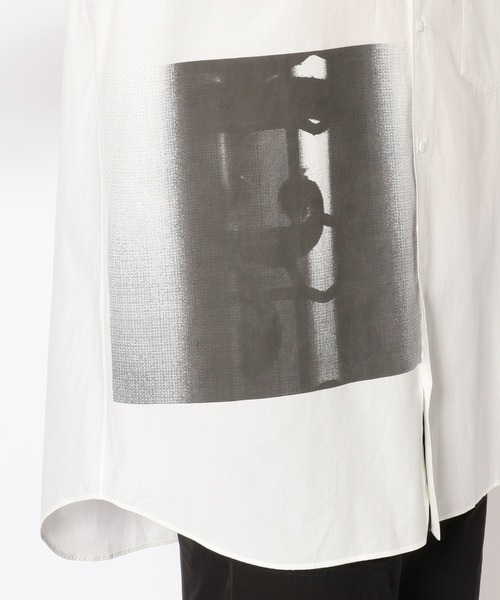 Modern Amusement(モダンアミューズメント)の「ModernAmusement-Platino-/モダンアミューズメント-プラティノ-/レギュラーワイドプリントシャツ(シャツ/ブラウス・メンズ・ホワイト/ピンク・48/50)」の10枚目の写真