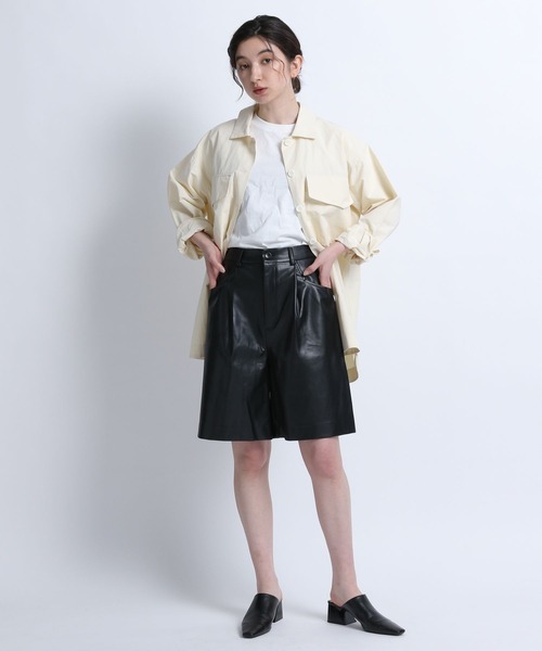 eL(エル)の「【eL】Assort One tuck Half Pants/278005(その他パンツ・レディース・チャコールグレー/ブラック/ブラウン・FREE)」の6枚目の写真