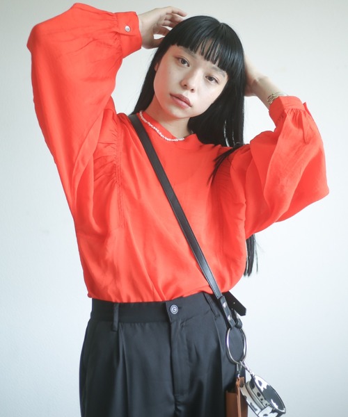 spoon store(スプーンストア)の「袖ボリュームシアーシャツ(シャツ/ブラウス・レディース・オレンジ/アイボリー・フリー)」の5枚目の写真