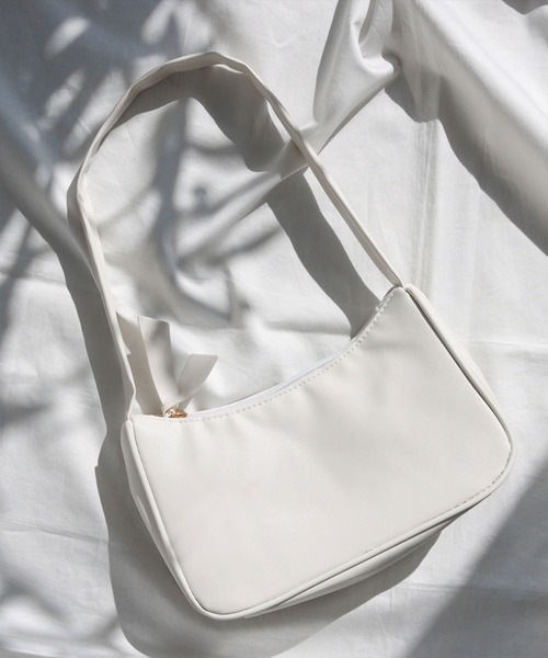 Kotoe（コトエ）の「レディース バッグ ワンハンドル ソフトレザー カラーバッグ（ハンドバッグ・レディース・パープル/ブルー/ホワイト/ブラック/イエロー・FREE）」の11枚目の写真