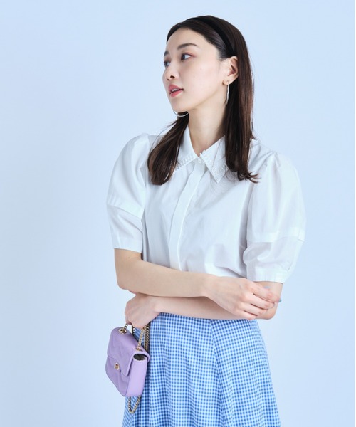 JUSGLITTY（ジャスグリッティー）の「パール刺繍衿ブラウス（シャツ 