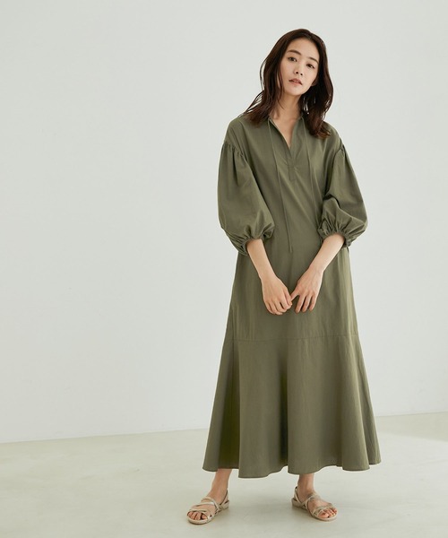 SALON adam et rope'（サロン アダム エ ロペ）の「【洗える】ボリュームスリーブマーメイドワンピース（ワンピース・レディース・カーキ/ブラウン/ブラック・FREE）」の3枚目の写真