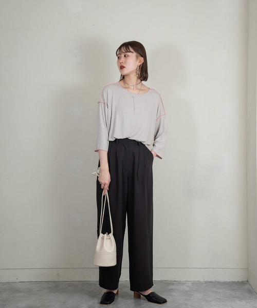 Amiur(エミレ)の「stitch color soft touch tops(Tシャツ/カットソー・レディース・ライトグレー/グリーン/ブラウン・FREE)」の14枚目の写真