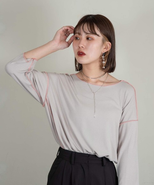Amiur(エミレ)の「stitch color soft touch tops(Tシャツ/カットソー・レディース・ライトグレー/グリーン/ブラウン・FREE)」の4枚目の写真