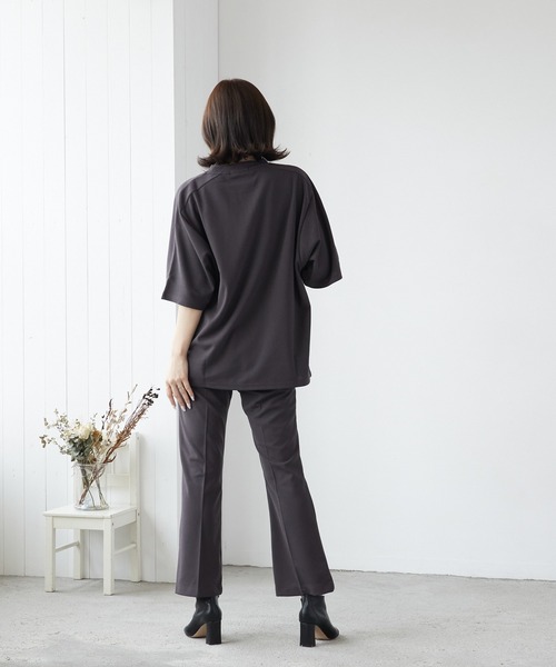 VIBGYOR(ヴィブジョー)の「VIBGYOR Select/梨地センターフレアパンツ(BL)(スラックス・メンズ・チャコールグレー/ブラック/グレイッシュベージュ・LARGE/MEDIUM)」の21枚目の写真