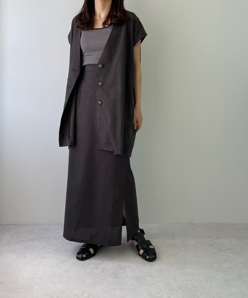 LE MORE（リモア）の「リネンノーカラージレ（ベスト・レディース・ブラック/カーキ/アイボリー・FREE）」の16枚目の写真