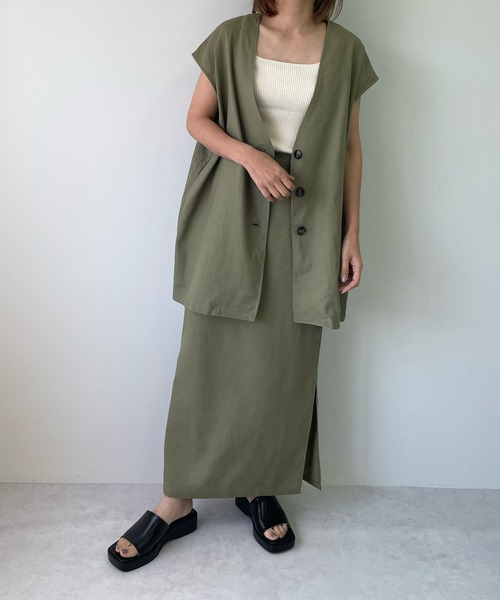 LE MORE（リモア）の「リネンノーカラージレ（ベスト・レディース・ブラック/カーキ/アイボリー・FREE）」の7枚目の写真