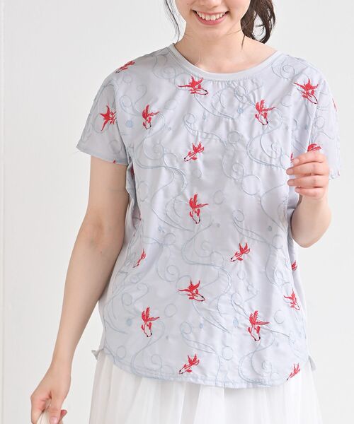 rps（アールピーエス）の「前身布帛刺繍切替カットプルオーバー（Tシャツ/カットソー・レディース・ライトグレー/ネイビー/オフホワイト/ホワイト系その他2・M）」の4枚目の写真