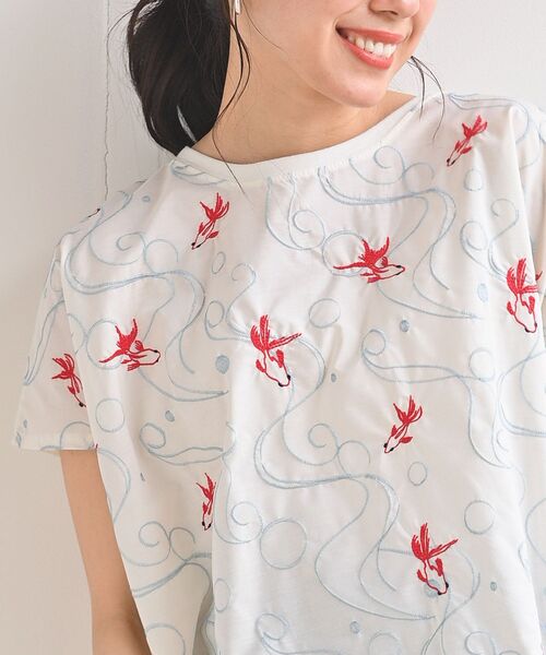 rps（アールピーエス）の「前身布帛刺繍切替カットプルオーバー（Tシャツ/カットソー・レディース・ライトグレー/ネイビー/オフホワイト/ホワイト系その他2・M）」の5枚目の写真