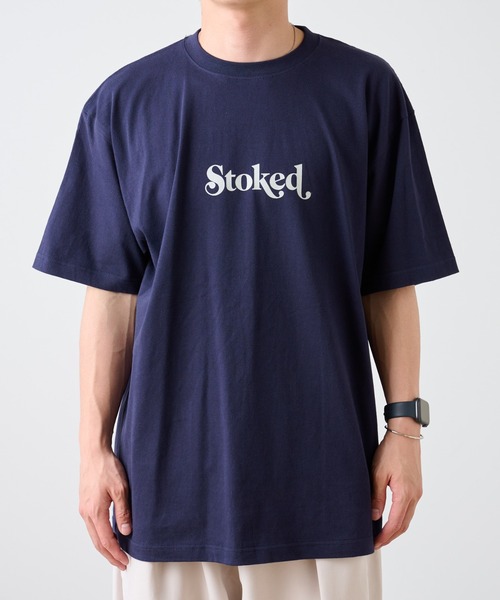 COLONY 2139（コロニートゥーワンスリーナイン）の「メッセージTシャツ / Stocked / ユニセックス（Tシャツ/カットソー・メンズ・ホワイト/パープル/ネイビー/カーキ・MEDIUM/LARGE/X-LARGE）」の5枚目の写真