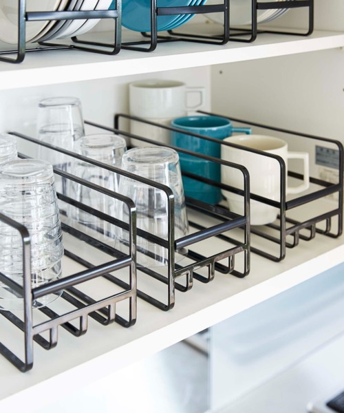 TIMELESS COMFORT（タイムレスコンフォート）の「tower　(タワー)　スリム　マグボトル＆コップラック（キッチン収納・レディース・ホワイト/ブラック・ONE SIZE）」の7枚目の写真