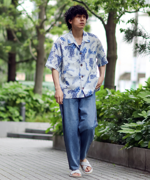 B.C STOCK(ベーセーストック)の「WIDE TAPERED PAINTER(デニムパンツ・メンズ・ネイビー/ブルー系その他・MEDIUM/LARGE/SMALL)」の15枚目の写真