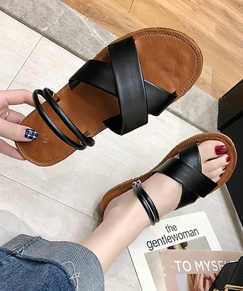 Doula Doula(ドゥーラドゥーラ)の「フラットクロスサンダル(サンダル・レディース・ブラック/ブラウン/アイボリー・S/M/L)」の8枚目の写真