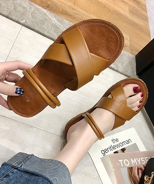 Doula Doula(ドゥーラドゥーラ)の「フラットクロスサンダル(サンダル・レディース・ブラック/ブラウン/アイボリー・S/M/L)」の5枚目の写真