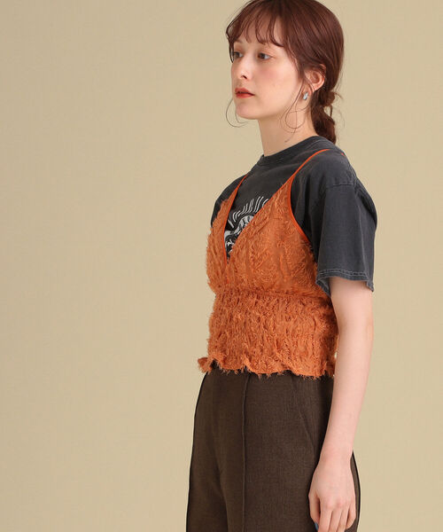 Ray BEAMS（レイビームス）の「Ray BEAMS / フリンジ Vネック キャミ（キャミソール・レディース・ブラック/オレンジ・1/0）」の9枚目の写真