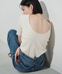 Shelly island | カップ付きバックオープンTシャツ(Tシャツ/カットソー)