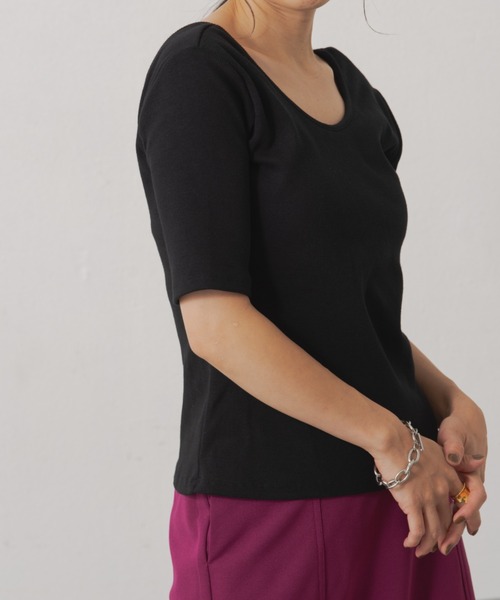 Shelly island（シェリーアイランド）の「カップ付きバックオープンTシャツ（Tシャツ/カットソー・レディース・ホワイト/ブラック・FREE）」の16枚目の写真