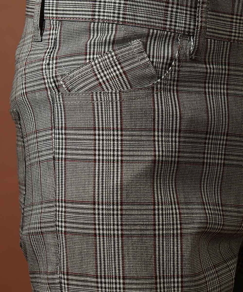 MK MICHEL KLEIN HOMME (エムケーミッシェルクランオム)の「チェックパンツ(チノパンツ・メンズ・グレー/レッド系その他・44/46/48/50)」の11枚目の写真
