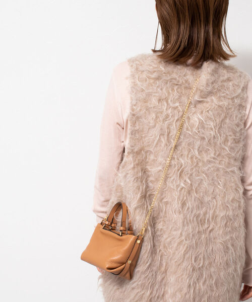 LORISTELLA(ロリステッラ)の「【LORISTELLA/ロリステッラ】チェーンショルダーミニトートバッグ(トートバッグ・レディース・ブラック/キャメル/ライトパープル/オフホワイト/グリーン・FREE)」の6枚目の写真