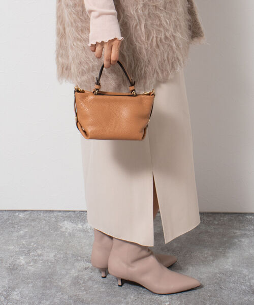 LORISTELLA(ロリステッラ)の「【LORISTELLA/ロリステッラ】チェーンショルダーミニトートバッグ(トートバッグ・レディース・ブラック/キャメル/ライトパープル/オフホワイト/グリーン・FREE)」の13枚目の写真