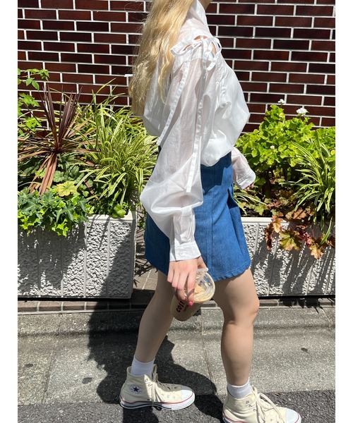 WC（ダブル シー）の「2WAY肩開きシアービッグシャツ（シャツ/ブラウス・レディース・ホワイト/オレンジ/ブルー/グリーン・FREE）」の11枚目の写真