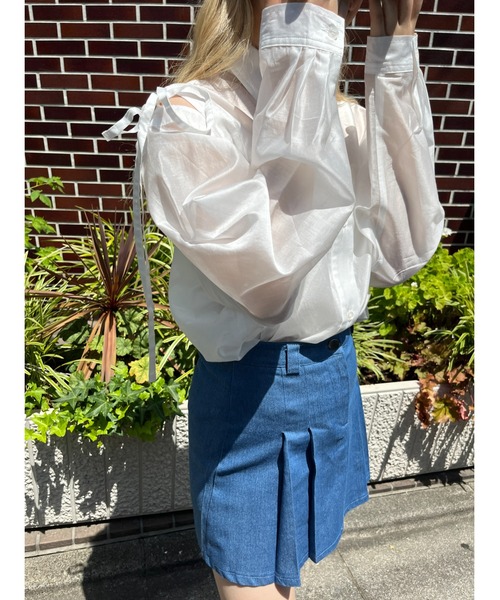 WC（ダブル シー）の「2WAY肩開きシアービッグシャツ（シャツ/ブラウス・レディース・ホワイト/オレンジ/ブルー/グリーン・FREE）」の12枚目の写真