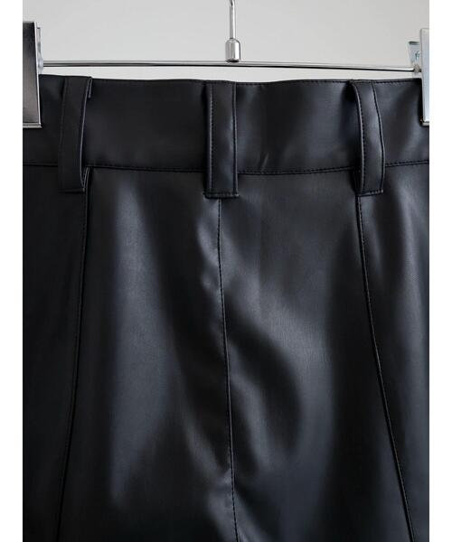 ENVYM（アンビー）の「ENVYM.合成皮革ショートパンツ（その他パンツ・レディース・ブラック・S/M）」の13枚目の写真