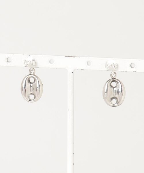 TONE SELECT GOODS(トーンセレクトグッズ)の「【925 SILVER ACC】ビーンズピアスSV925(OG)(ピアス(両耳用)・レディース・シルバー・FREE)」の2枚目の写真
