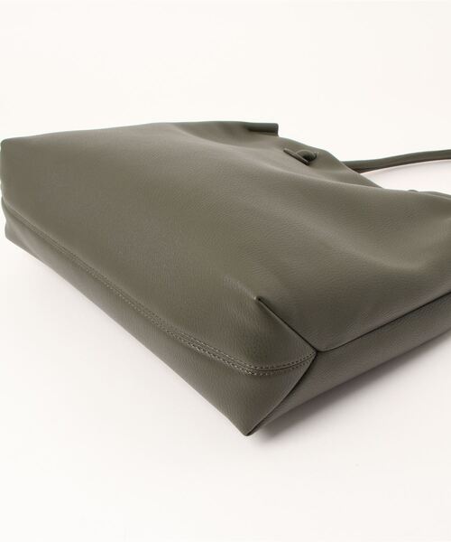 A/C DESIGN BY ALPHA CUBIC（エーシーデザインバイアルファキュービック）の「【EC別注】スクエアトートバッグ（トートバッグ・レディース・カーキ/ブラック/ピンク/ライトグレー・フリー）」の8枚目の写真