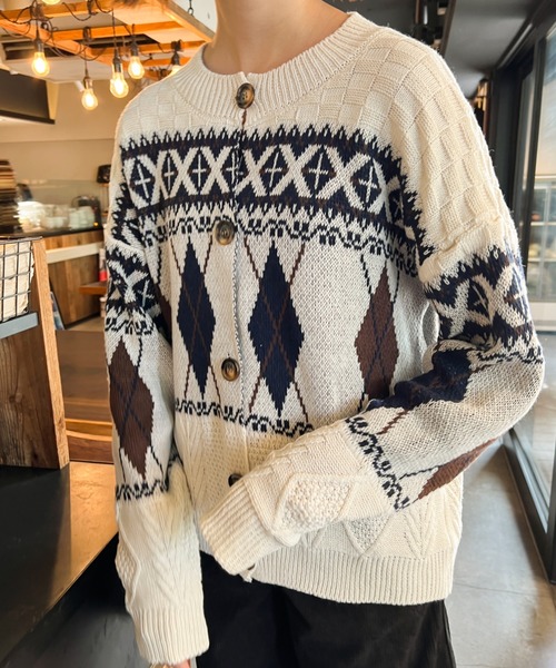 Ambre Ciel(アンブルシエル)の「ノルディック柄カーディガン/【WEB/EC限定商品】(ニット/セーター・レディース・アイボリー/ネイビー・FREE)」の8枚目の写真