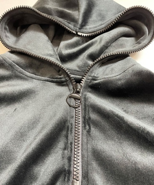 JACKROSE(ジャックローズ)の「JE-マイクロスウェード・ロゴ-ZIPプルオーバー(パーカー・メンズ・グレー/ブラック・M/L)」の12枚目の写真