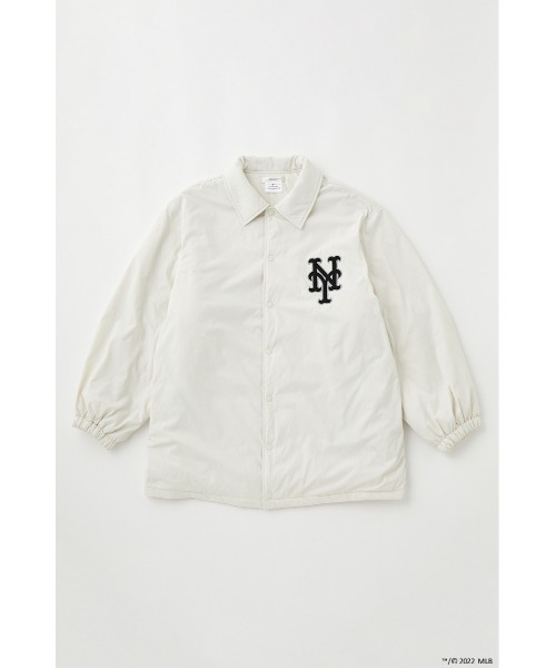 MOUSSY(マウジー)の「MLB OVERSIZED COACH ジャケット(ナイロンジャケット・レディース・ホワイト/グリーン/ネイビー・FREE)」の2枚目の写真