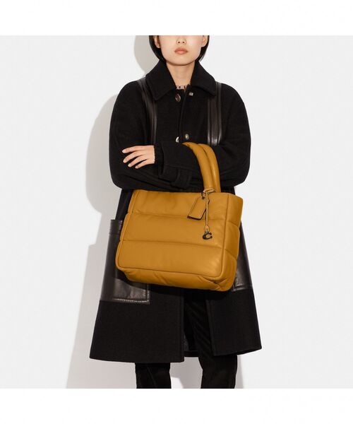 COACH（コーチ）の「ピロー トート（トートバッグ）」 - WEAR