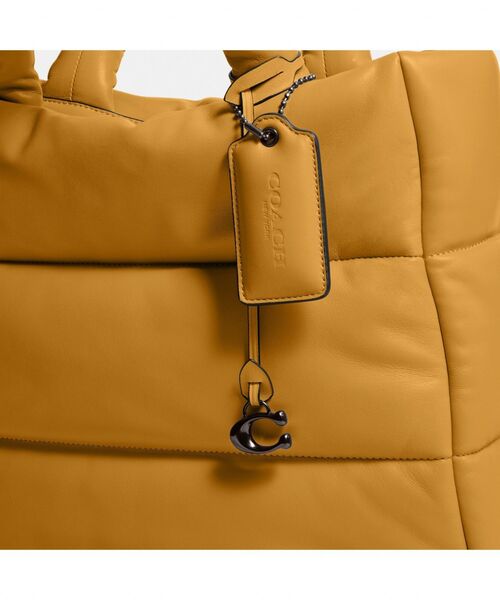 COACH（コーチ）の「ピロー トート（トートバッグ）」 - WEAR