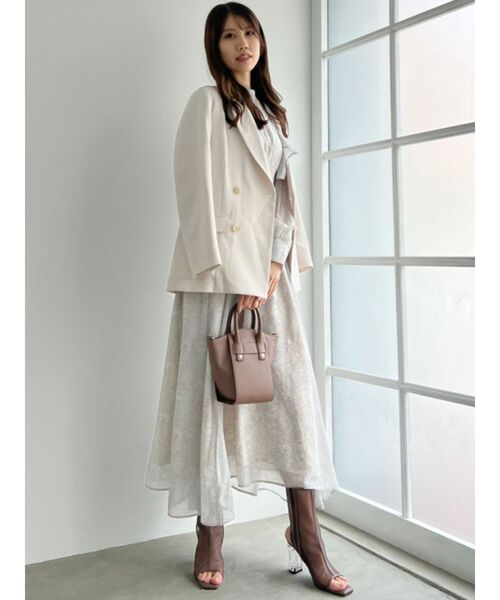 MERCURYDUO（マーキュリーデュオ）の「アラベスクプリントケープスリーブワンピース（ワンピース・レディース・アイボリー/ブラック/ベージュ・SMALL/MEDIUM）」の6枚目の写真