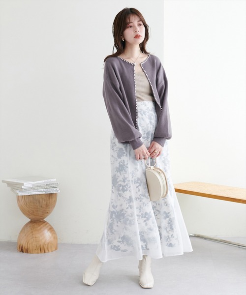 natural couture(ナチュラルクチュール)の「新色登場!/パールトリムクルーネックカーディガン(カーディガン/ボレロ・レディース・ベージュ/モカ/オフホワイト/ネイビー/ブラック/ピンクベージュ/イエロー・FREE)」の20枚目の写真