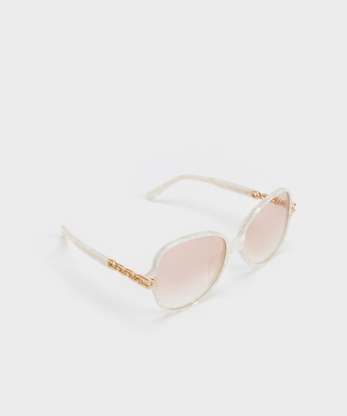 CHARLES & KEITH(チャールズ & キース)の「チェーンリンク オーバーサイズバタフライサングラス(サングラス・レディース・クリーム/ブラウン系その他2/ブラック・FREE)」の13枚目の写真