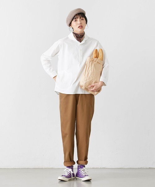 Le temps riche(ルタンリッシュ)の「サイドポケットラウンドカラープルオーバーシャツ<Le temps riche>(シャツ/ブラウス・レディース・ブラック系/オフホワイト・LL/M/L/S)」の8枚目の写真