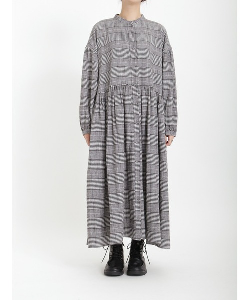 Samansa Mos2（サマンサ モスモス）の「ギャザーシャツワンピース（ワンピース・レディース・ブラック/ベージュ/チャコール・ﾌﾘ-）」の14枚目の写真