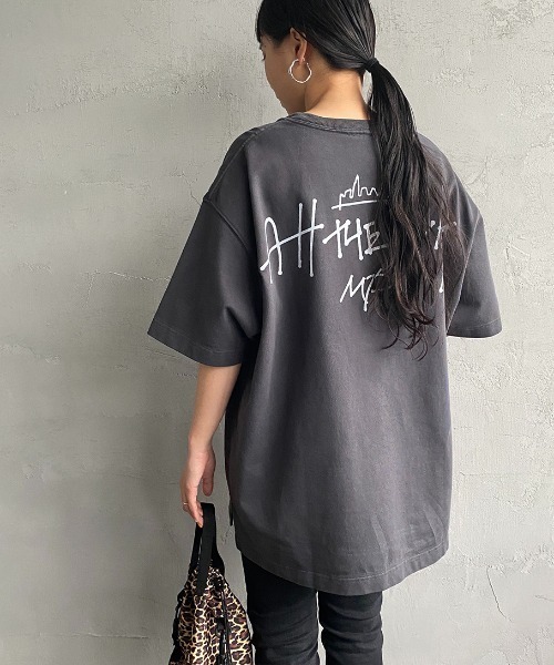 tシャツ 「MANHATTAN PORTAGE/マンハッタンポーテージ」 別注 手描き風ロゴ バックプリントTシャツ レディース メンズ MANHATTAN PORTAGE/マンハッタンポーテージ] 別注 手描き風ロゴ