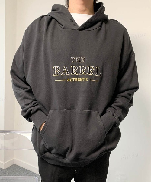Dalfwin（ダールフィン）の「刺繍ロゴオーバーサイズフーディーパーカー（パーカー・レディース・ブルー/アイボリー/チャコールグレー・FREE）」の9枚目の写真