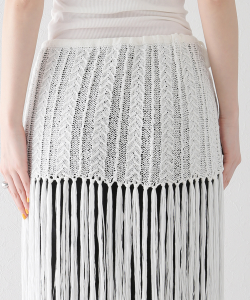 Bonum（ボナム）の「フリンジラップニットスカート / Fringe wrap knit skirt（スカート・レディース・チャコールグレー/ホワイト・FREE）」の9枚目の写真