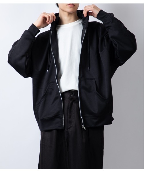 Beno（ビーノ）の「TECHダンボール ルーズシルエット フルZIPフーディ（パーカー・メンズ・モカ/ライトグレー/ブラック/ダークブルー・M/L）」の2枚目の写真