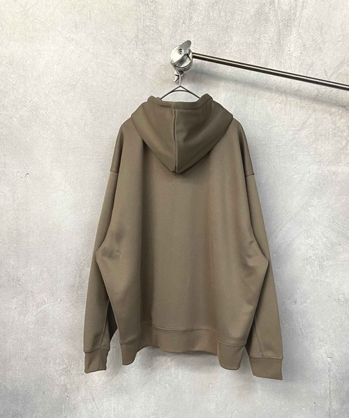 Beno（ビーノ）の「TECHダンボール ルーズシルエット フルZIPフーディ（パーカー・メンズ・モカ/ライトグレー/ブラック/ダークブルー・M/L）」の7枚目の写真