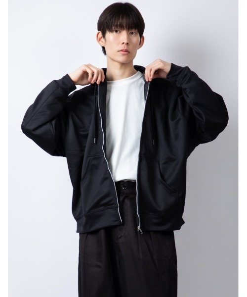 Beno（ビーノ）の「TECHダンボール ルーズシルエット フルZIPフーディ（パーカー・メンズ・モカ/ライトグレー/ブラック/ダークブルー・M/L）」の12枚目の写真